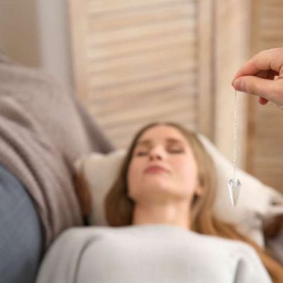 Hipnoterapia ajuda a reprogramar a mente para vencer ansiedade e fobias
