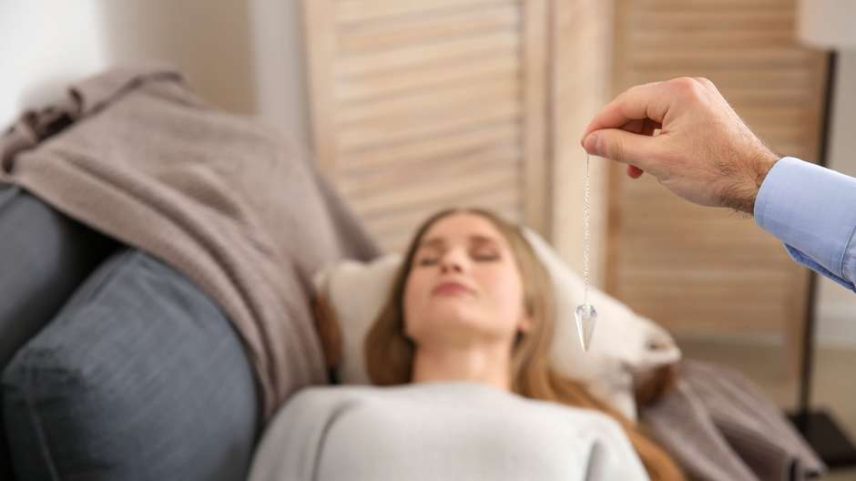 Descubra o que é a hipnoterapia e como ela funciona