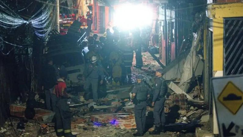 Forte explosão em uma área residencial na região do Jaguaré, na zona oeste de São Paulo, matou uma pessoa e deixou três feridos.
