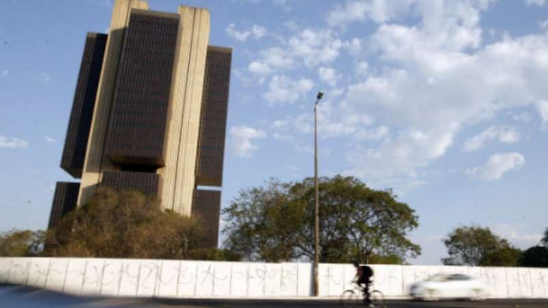 Copom prevê alta de 4,6% para o IPCA em 2026, acima do teto da meta de inflação, de 4,5%
