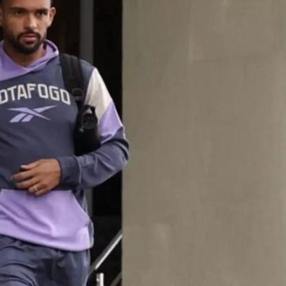 Lateral do Botafogo Vitinho é alvo de clube russo