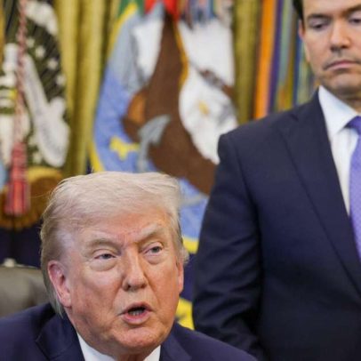 Trump e aliados comemoram enquanto o mundo enfrenta crise