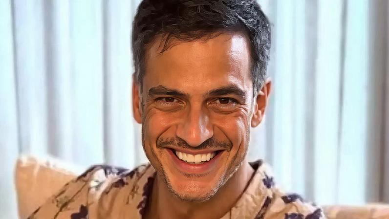 Mateus Solano se mudou de luxuosa mansão de R$ 7 milhões por apartamento na zona sul.