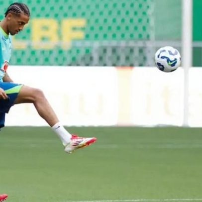Ancelotti lamenta ausência de João Pedro e afirma ter escolhido outro