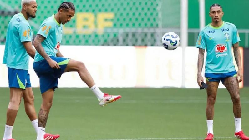 João Pedro ficou de fora da lista de Carlo Ancelotti.