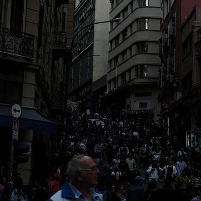 Tiroteio na estação São Bento do Metrô deixa cinco feridos