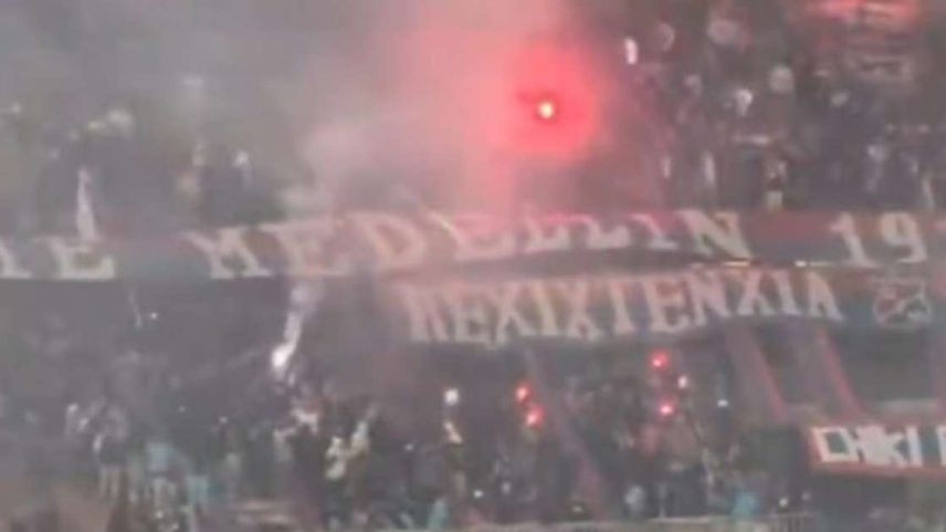 Clima hostil da torcida do Independiente Medellín causa suspensão de jogo contra o Flamengo –