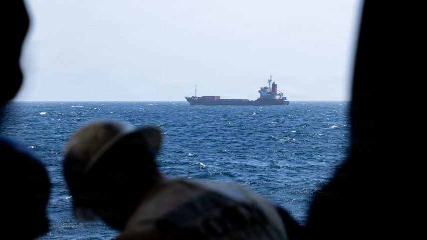 Bloqueio naval dos EUA afeta economia do Irã, segundo analistas