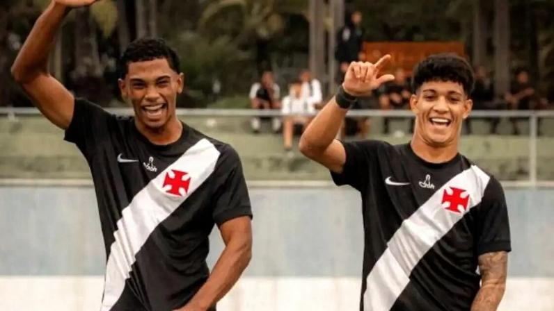Pedro Augusto marca três vezes em goleada do Vasco sobre o América-MG –