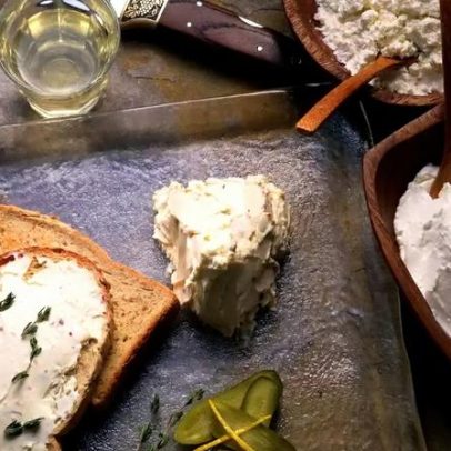 Cream cheese ou ricota: qual é a opção mais saudável?