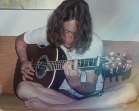 John Lennon: The Last Interview - Soderbergh apresenta clipe de IA sem pessoas