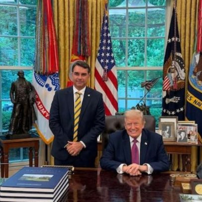 Prisão de Bolsonaro e elogio a Lula; bastidores da reunião de Flávio com Trump
