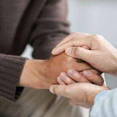 Cristãos podem fazer terapia? Relação entre fé evangélica e psicologia é polêmica