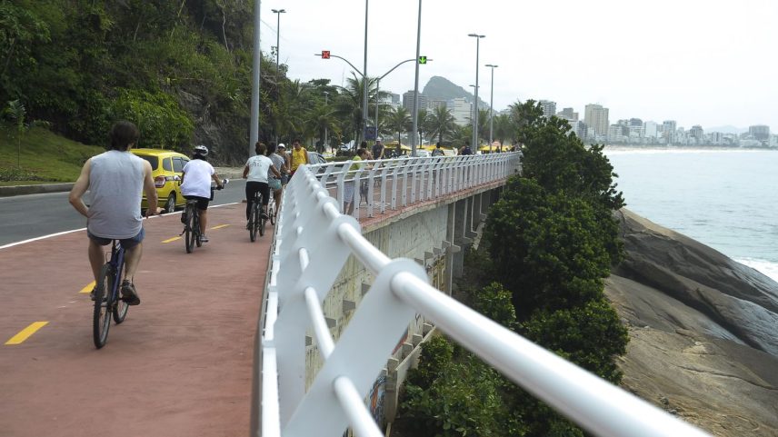 Rio de Janeiro - Ciclistas, cariocas e turistas desfrutam da nova Ciclovia Tim Maia no dia de sua inauguração, a via conta com 3,9 km e liga o Leblon a São Conrado (Tomaz Silva/Agência Brasil)