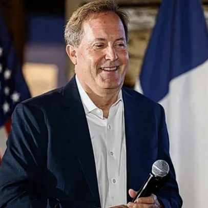 Ken Paxton vence primário ao Senado do Texas, derrotando Cornyn