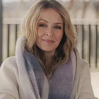 Kylie Minogue revela segundo diagnóstico de câncer em 2021