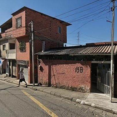 Sete feridos após ônibus colidir com casa na Zona Oeste de São Paulo