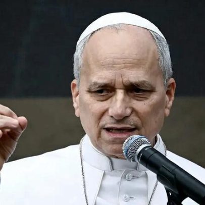 Vaticano ameaça excomungar grupo ultratradicionalista por desrespeito ao Papa