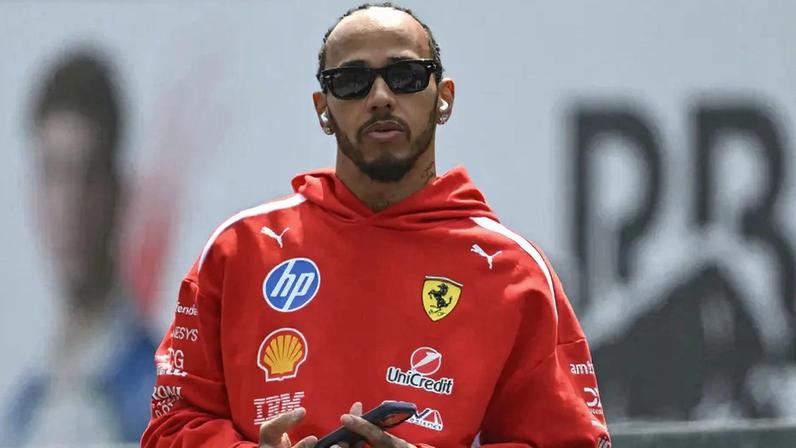 Lewis Hamilton no Circuito de Suzuka - GP do Japão 2026 (Foto: Andrew Caballero-Reynolds/AFP)