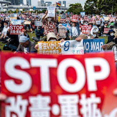 50.000 vão às ruas em apoio à Constituição pacifista do Japão