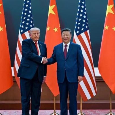 Trump afirma que Xi ofereceu ajuda para reabrir o Estreito de Ormuz