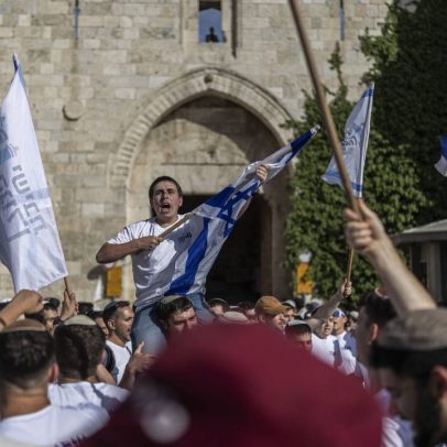 Dia de Jerusalém: gritos contra árabes e Gaza em marcha israelense