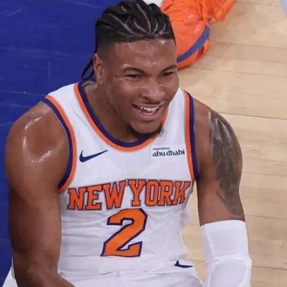 Jogador da NBA arrisca português e se declara ao Brasil