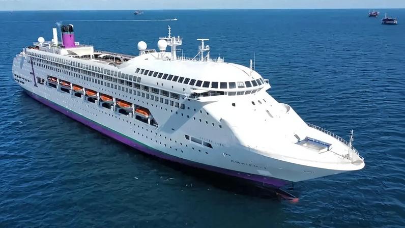 Navio de cruzeiro Ambassador. Foto: divulgação / ambassador cruise line