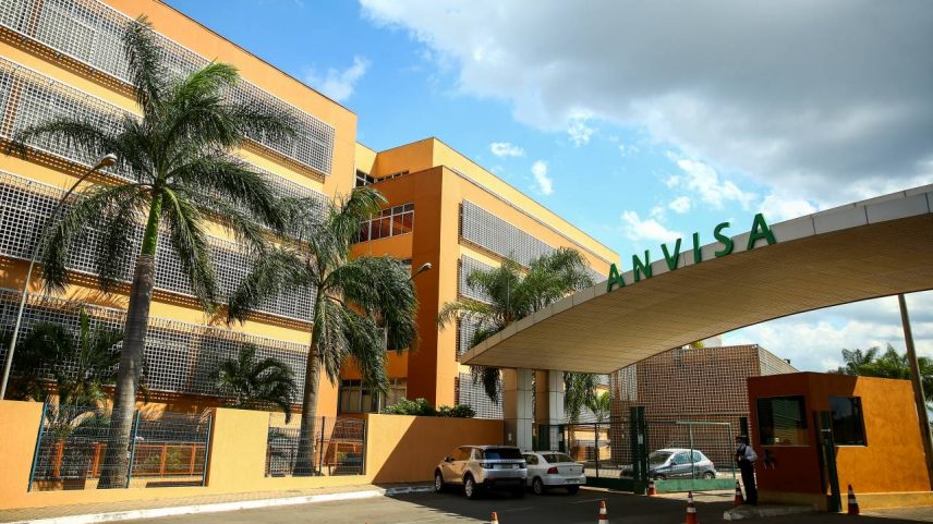 Fachada do edifício-sede da Agência Nacional de Vigilância Sanitária (Anvisa), em Brasília