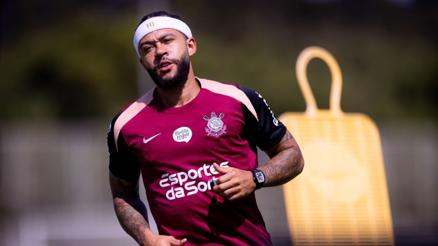Depay aceita redução salarial para seguir no Corinthians, diz Marcelo Paz
