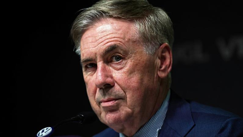 Carlo Ancelotti elogia Neymar e diz que jogador 'é muito amado'