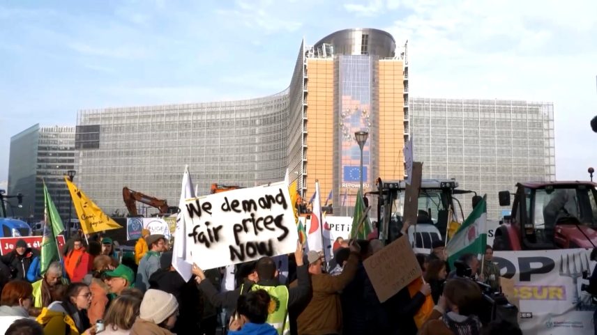 Ao longo das negociações do acordo, protestos foram realizados por agricultores