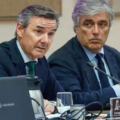 CNMV defende dividendos como retribuição ao acionista frente a recompras