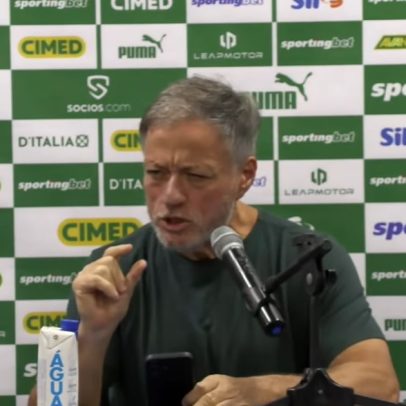Anderson Barros reage à anulação de gol do Palmeiras