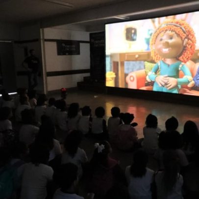 Cinema brasileiro chega ao Rio com sessões gratuitas em escolas da rede pública