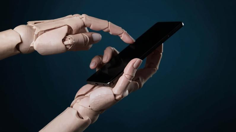 Agentes de IA prometem automatizar tarefas e transformar operações corporativas nos próximos anos. (showcake/Shutterstock)