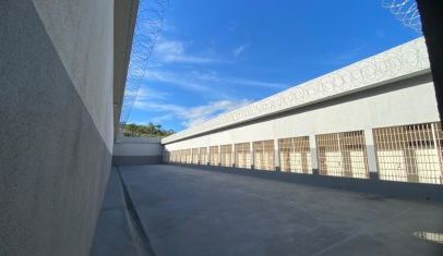 Aliado do CV é recapturado em MG após fugir cavando buraco