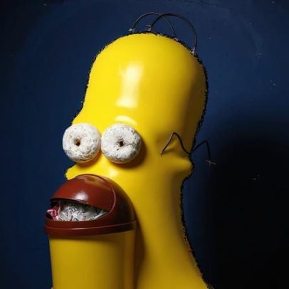 Mark Hoppus comenta Homer Simpson: ele é a verdade, ele é o homem comum