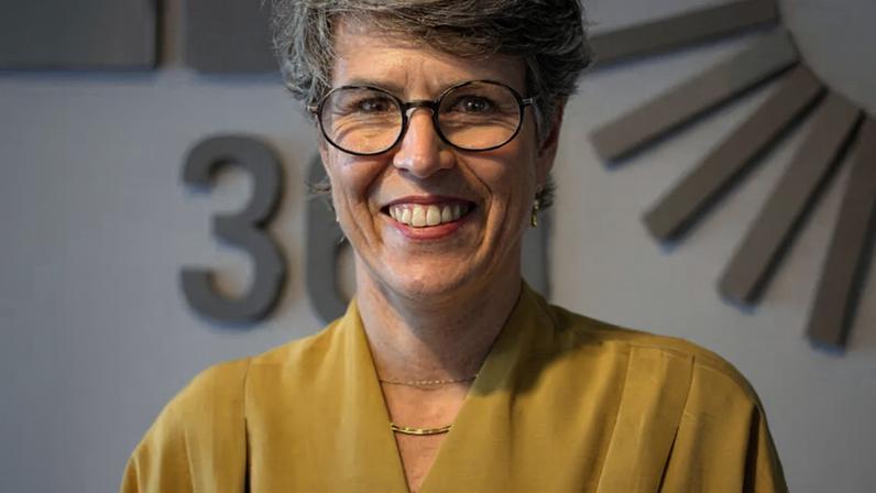 Ana Repezza visita o Poder360