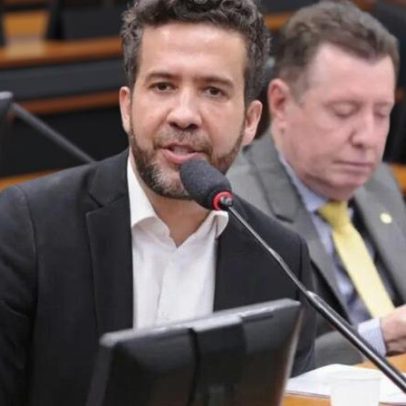 Janones aponta Flávio como candidato difícil de enfrentar