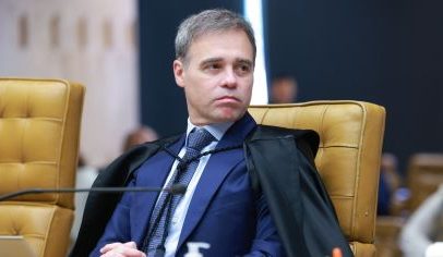 Troca da PF no caso INSS surpreende e gera incômodo a André Mendonça