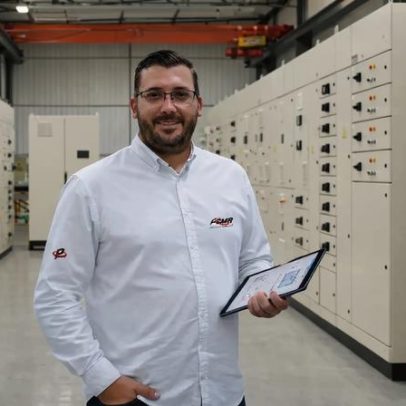Nova onda de iluminação moderna reduz metade da conta de energia industrial