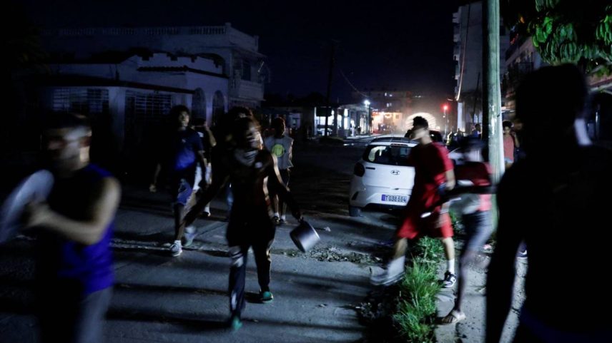 Colapso parcial da rede elétrica de Cuba ocorre durante protestos