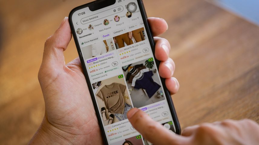 Aplicatico app Shein roupas venda comercio Metropoles