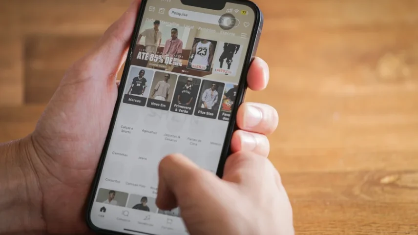 Aplicatico app Shein roupas venda comercio Metropoles