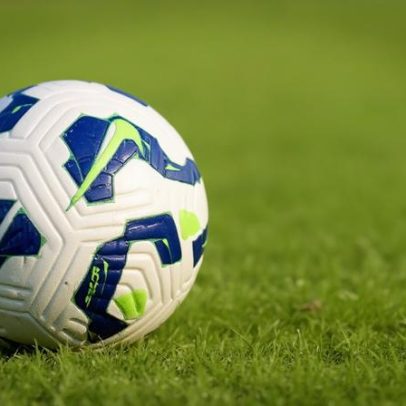 Primeiro jogador uruguaio atua no Brasil com estreia histórica