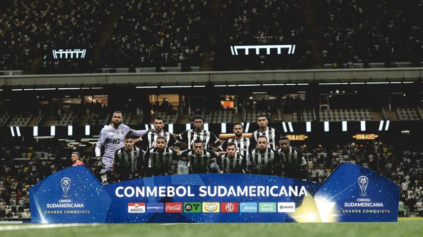 Atlético na Arena MRV na Sul-Americana (Foto: Pedro Souza / Atlético)