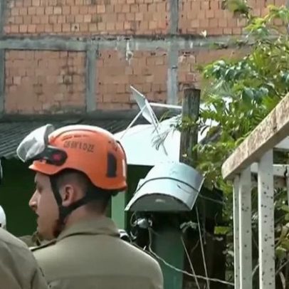 Avião cai na Baixada Fluminense e deixa uma vítima fatal
