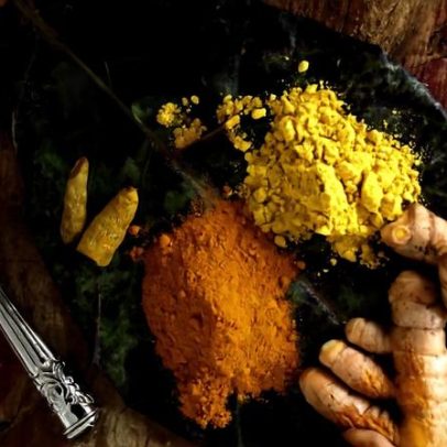Novas apostas de chefs renomados com espinafre japonês, pacová e especiarias