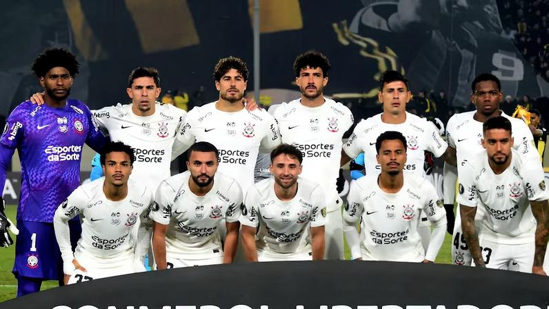 Corinthians garante liderança do Grupo E da Libertadores após empate com o Peñarol